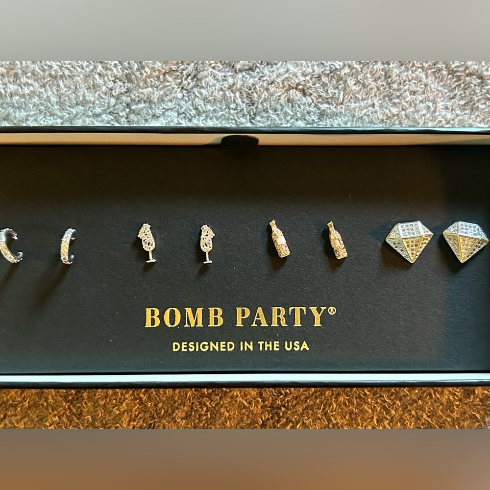 Bomb Party Simply Studs - Dazzle Me Darling
